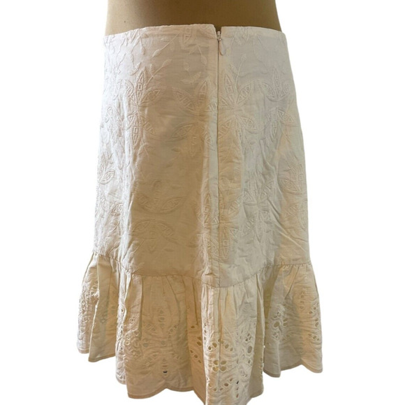 NWT Express Women’s 14 White Embroidered Skirt Ruffle Hem Cotton Side Zip New - Picture 2 of 12